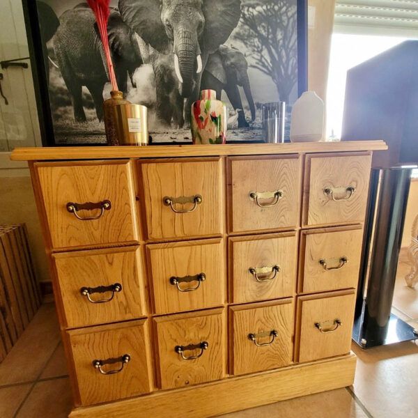 Commode CD châtaignier massif sur mesure